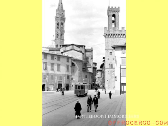 RISTORANTE PORTA SAN FREDIANO-PIAZZA SANTO SPIRITO 70mq