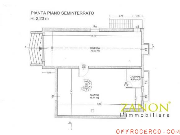 Casa indipendente 5 Locali o più Centrale 305mq