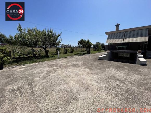 Villa 5 Locali o più Borgo Piave 220mq