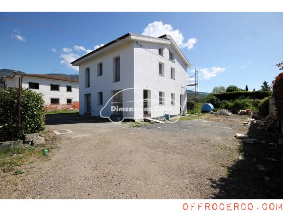 Villa Bifamiliare Marlia 110mq