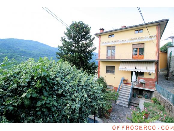 Villa 5 Locali o più 210mq