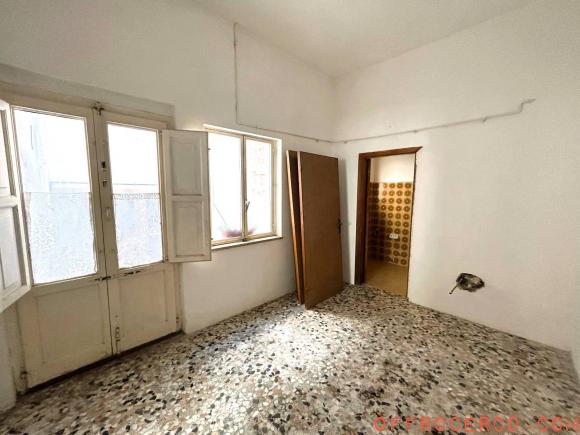 Casa indipendente 5 Locali o più 154mq 1920