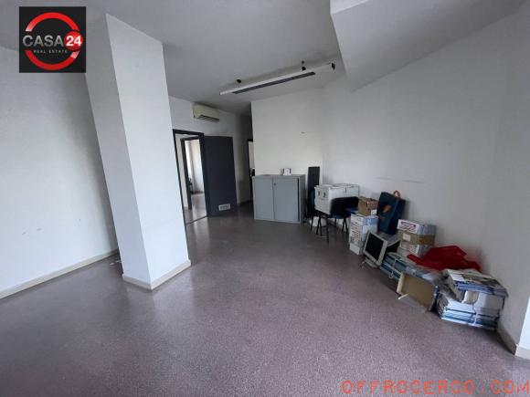 Locale commerciale 90mq