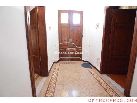 Villa 5 Locali o più San Concordio Contrada 290mq