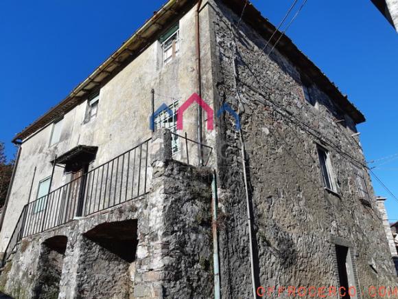 Casa indipendente 5 Locali o più Cune 140mq