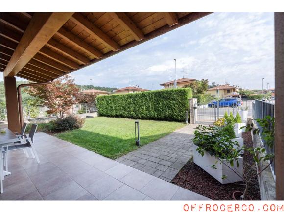 Villa Bifamiliare 232mq