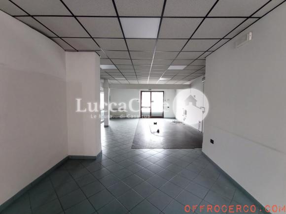 Locale commerciale Lunata 310mq