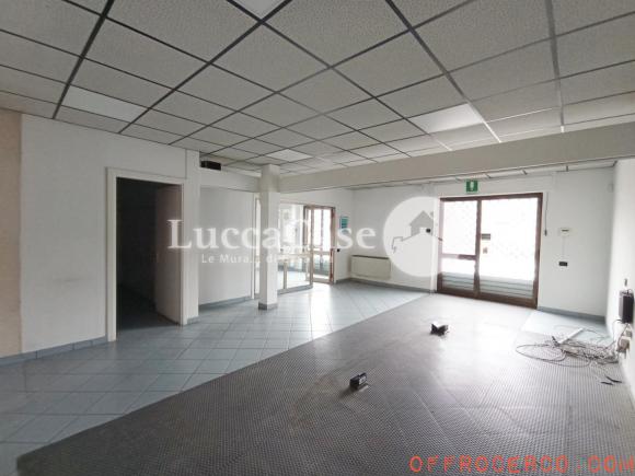 Locale commerciale Lunata 310mq