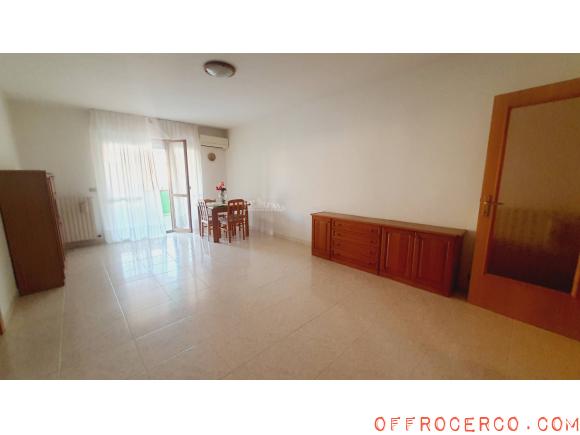 Appartamento 5 Locali o più Villarosa - centro 130mq 1990