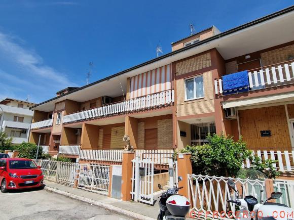 Appartamento 3 Locali PORTO D'ASCOLI (lungomare) 64mq 1980