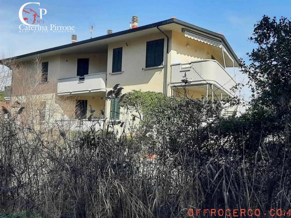 Appartamento 3 Locali Vada 68mq 2000