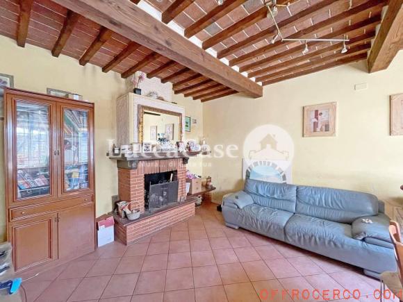 Casa indipendente 5 Locali o più Santa Maria Del Giudice 100mq