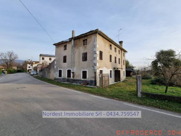 Casa indipendente 5 Locali o più 270mq