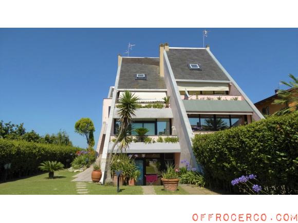 Villa Bifamiliare 320mq