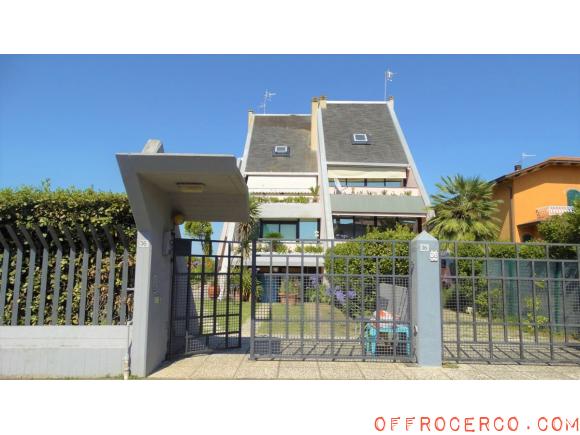 Villa Bifamiliare 320mq