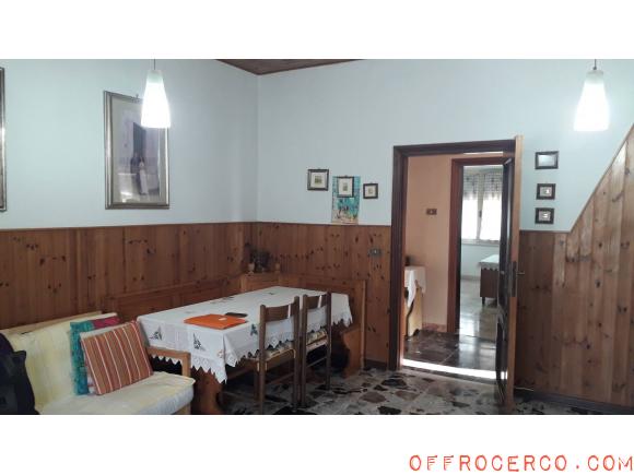 Casa indipendente 5 Locali o più 140mq