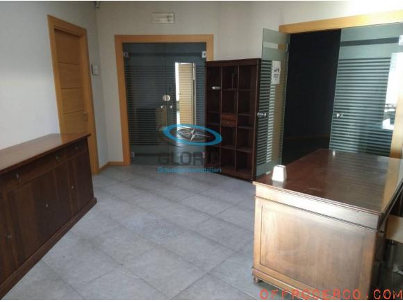 Locale commerciale 150mq