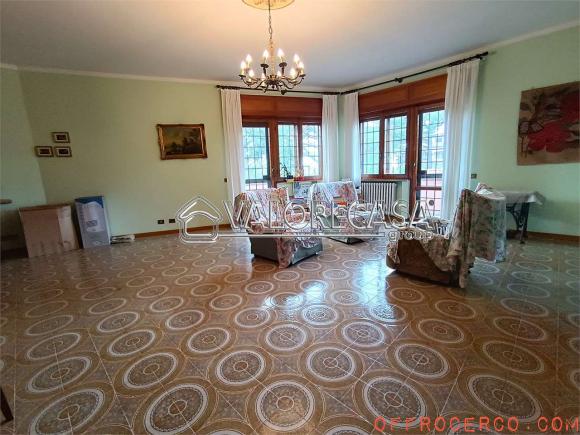 Villa (Casilina/ Prenestina/ Centocelle/ Alessandrino) 350mq