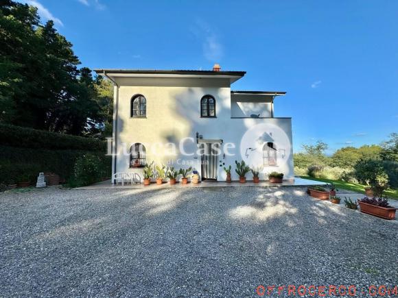 Villa 5 Locali o più Pieve di Compito 147mq