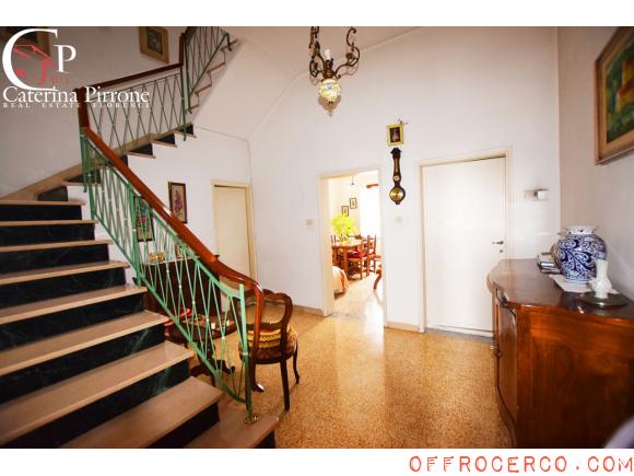 Casa indipendente 5 Locali o più Peretola 165mq 1950