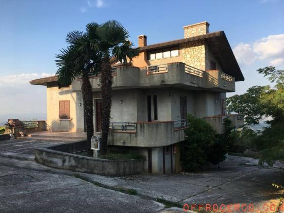 Villa 5 Locali o più 260mq