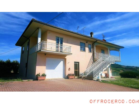 Casa indipendente 5 Locali o più 540mq 2000