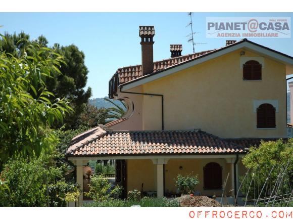 Villa 5 Locali o più PORTO D'ASCOLI 540mq