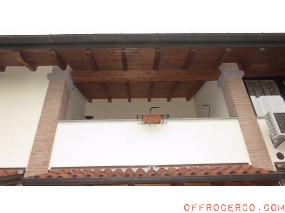 Villa 4 Locali Renazzo 123mq 2006