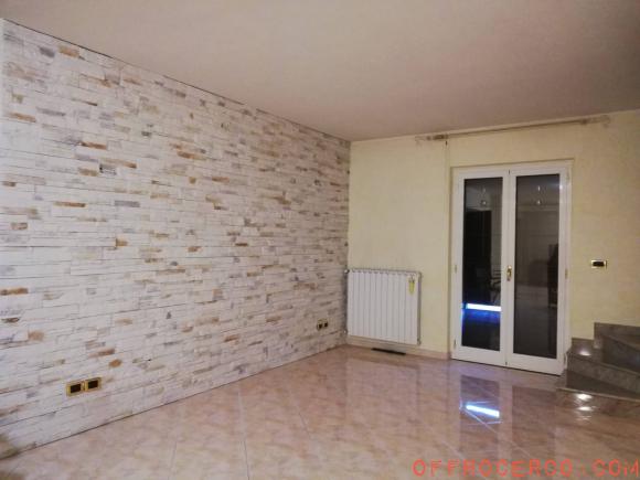 Appartamento 5 Locali o più Villa Oliveti 180mq