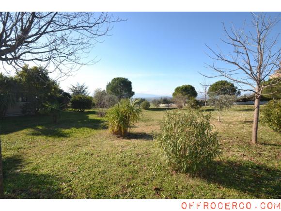 Villa 5 Locali o più COLLINARE 725mq 2000