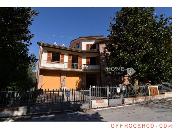 Villa 5 Locali o più 620mq 1971