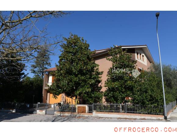 Villa 5 Locali o più 620mq 1971