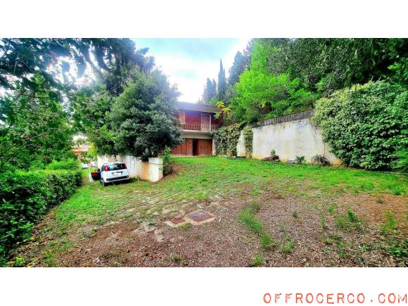 Villa 5 Locali o più 380mq 1970