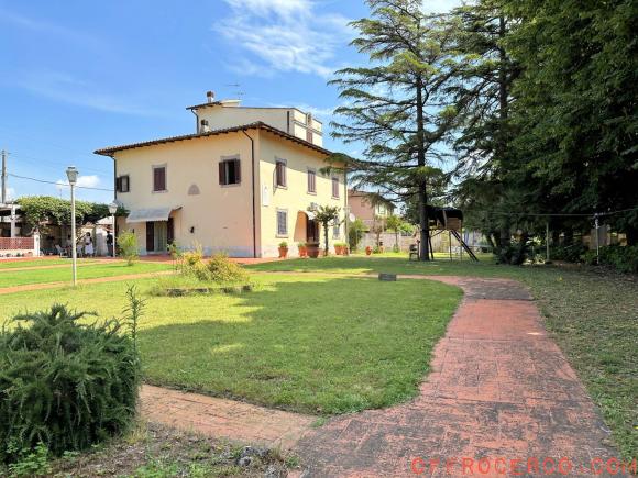 Villa 5 Locali o più 380mq