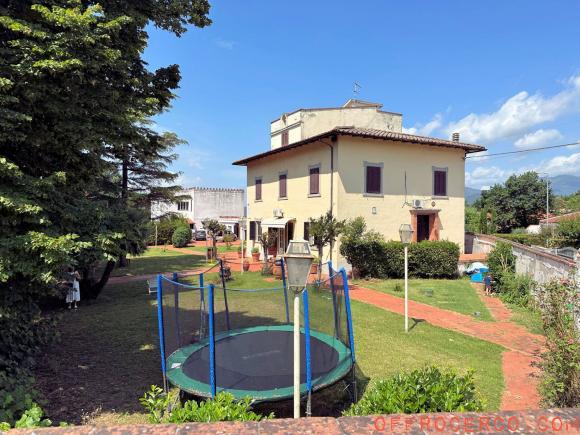 Villa 5 Locali o più 380mq