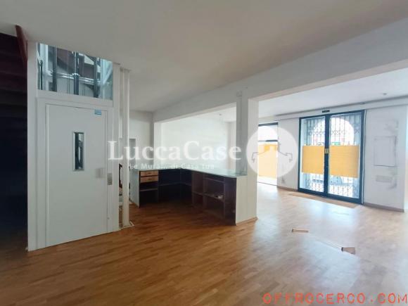 Locale commerciale Nave 300mq