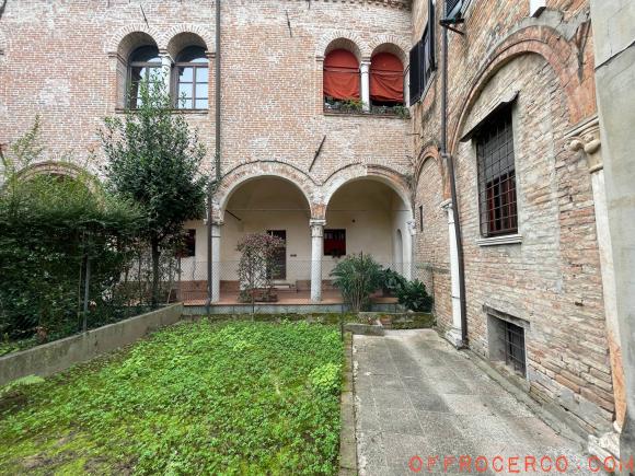 Casa indipendente 4 Locali Fuori Mura - Zona Est 145mq