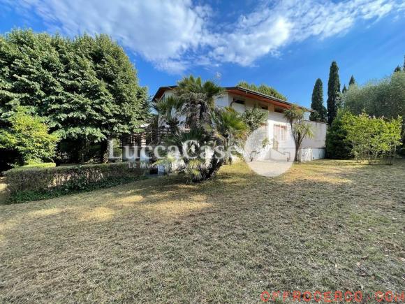 Villa 5 Locali o più Vicopelago 180mq