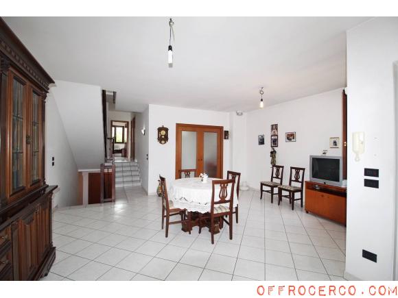 Villa 5 Locali o più Santa Lucia 230mq 2001