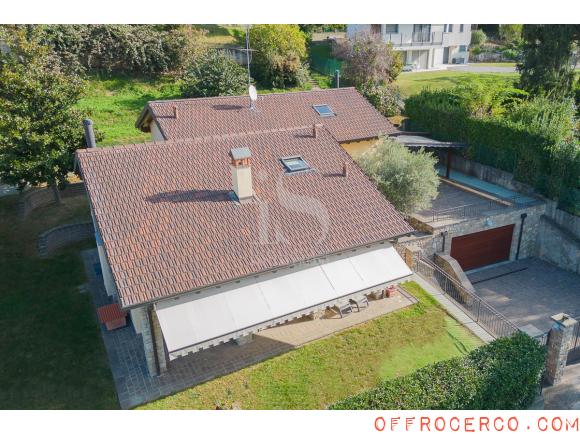 Villa 5 Locali o più 239mq