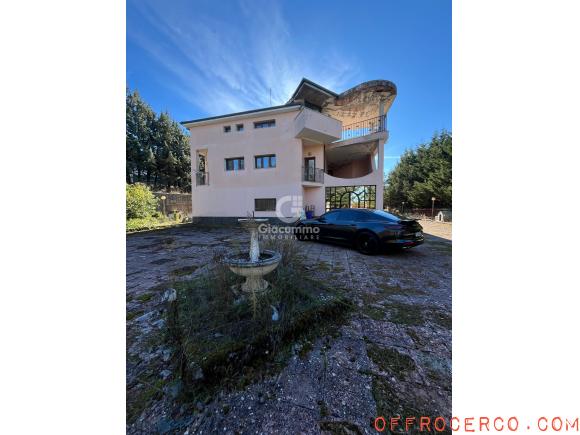 Villa 5 Locali o più 550mq