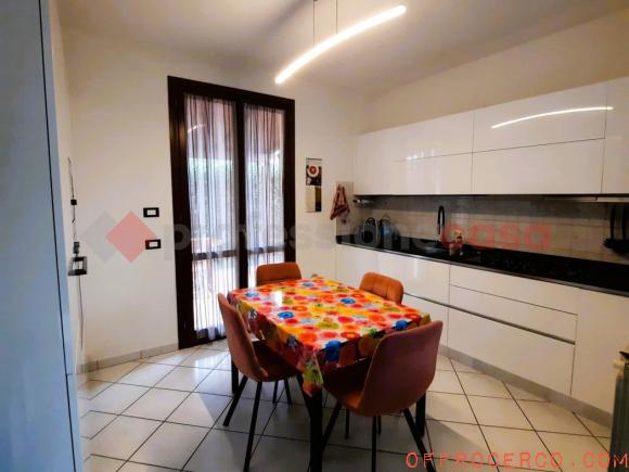 Villa 5 Locali o più 102mq 2000