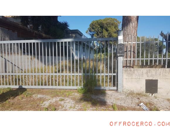 Locale commerciale 332mq