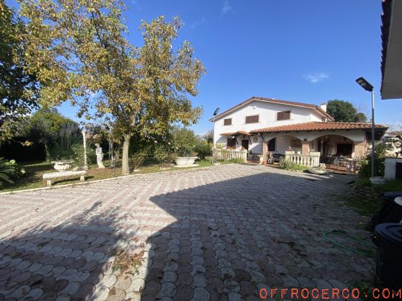 Villa 5 Locali o più 250mq