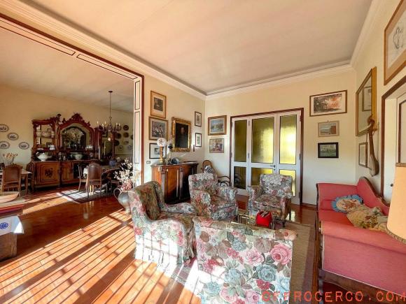 Villa 5 Locali o più 339mq