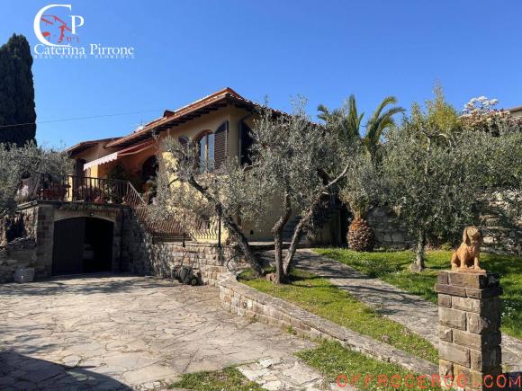 Villa 5 Locali o più 355mq 1950