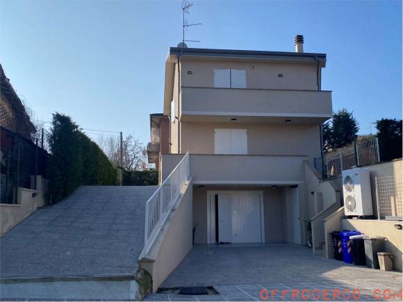 Villa (Vignale) 280mq