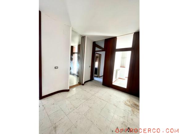 Appartamento 5 Locali o più Centro 170mq