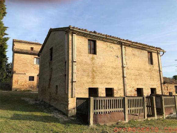 Rustico/Casale 1040mq