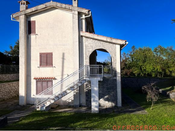 Villa 5 Locali o più 178mq